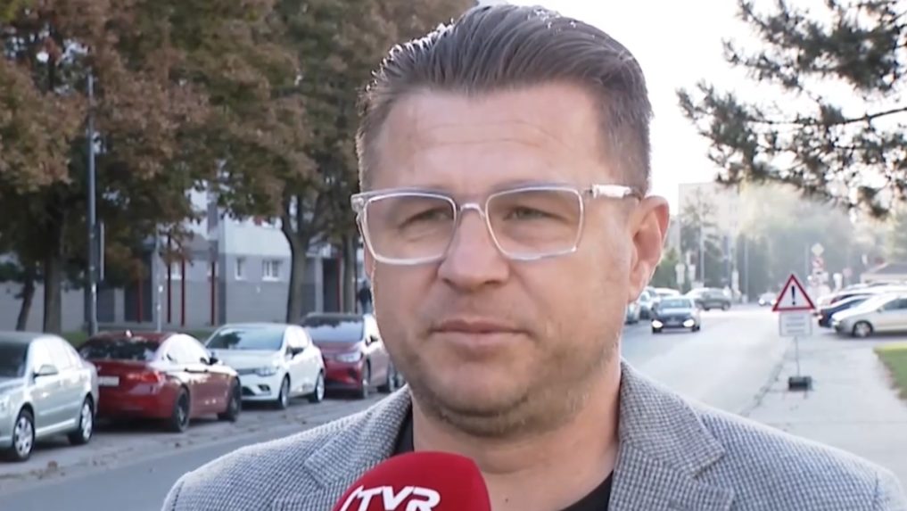 
 Peter Ďuriš		