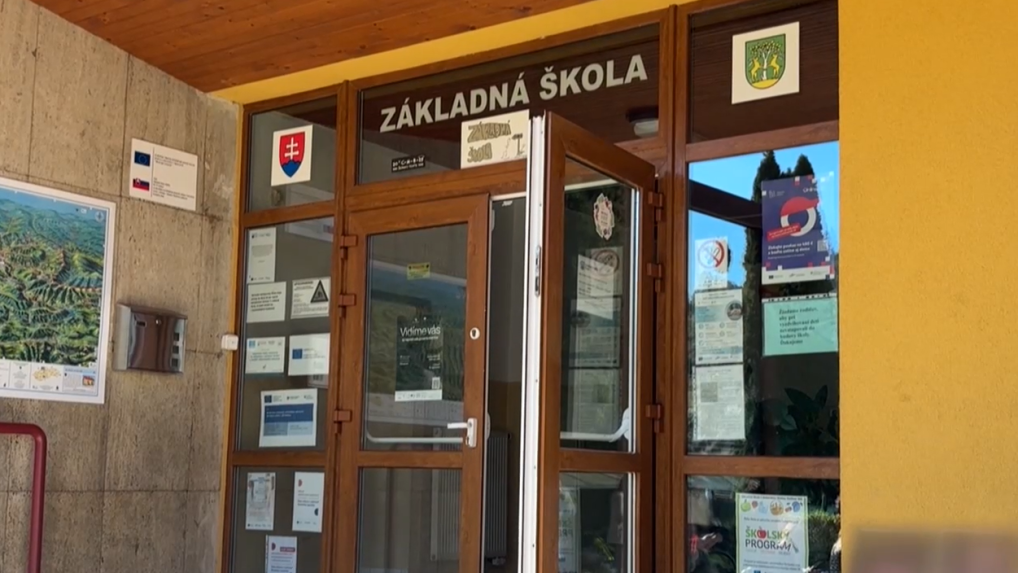 škola v Staškove