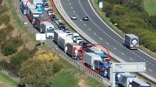 Na snímke vozidlá na diaľnici v Česku.