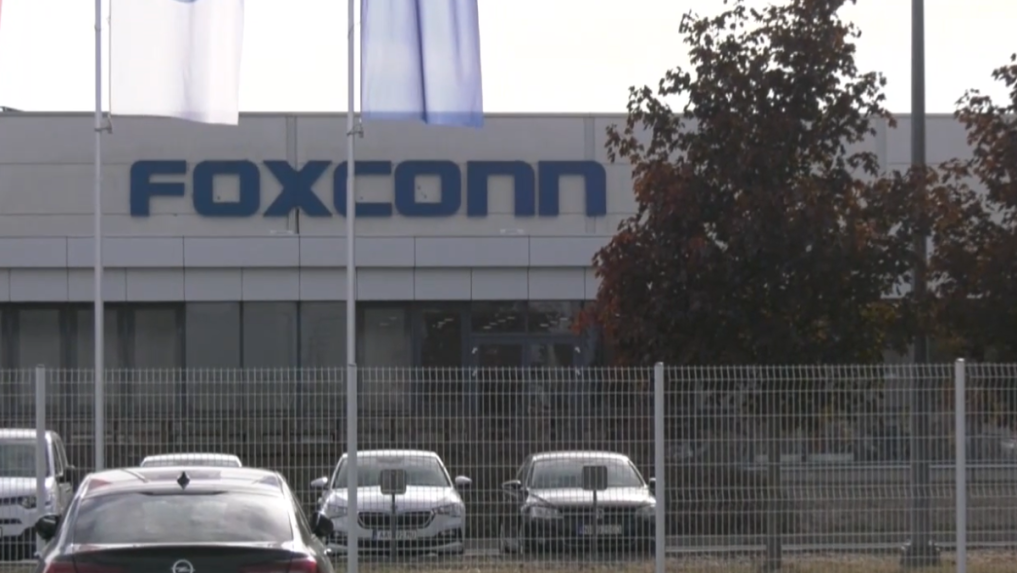 Firma Foxconn v Nitre.