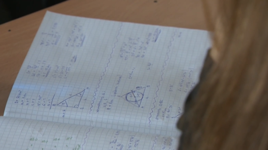 Zošit s poznámkami z matematiky.
