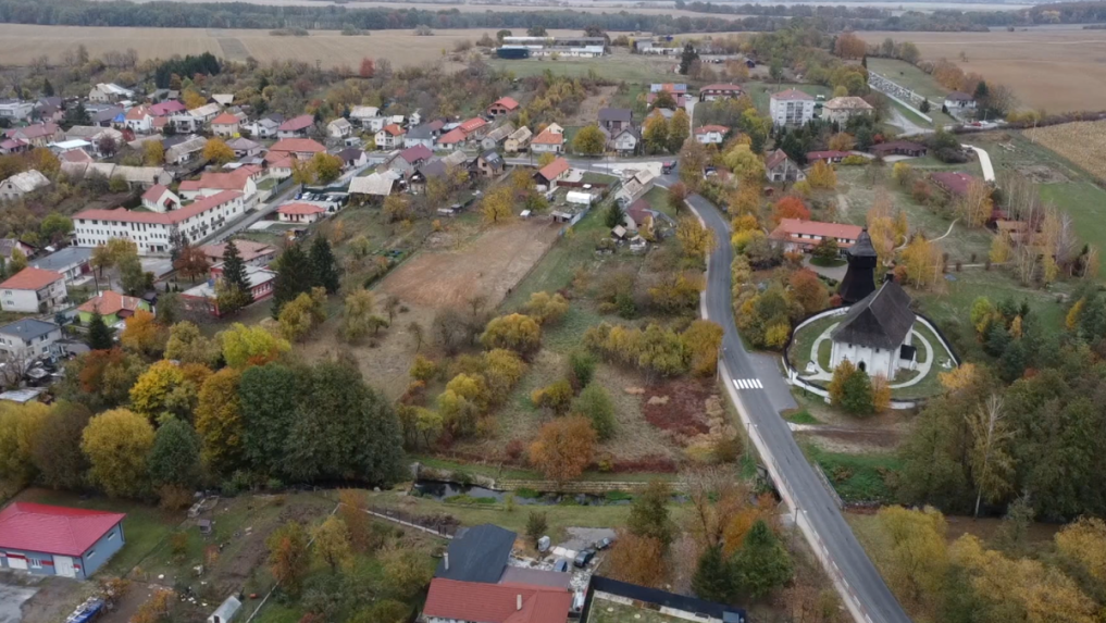 Na snímke dedina.