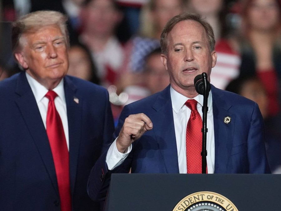 Donald Trump a Ken Paxton