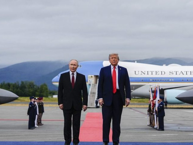 Donald Trump a Vladimir Putin na Aljaške.