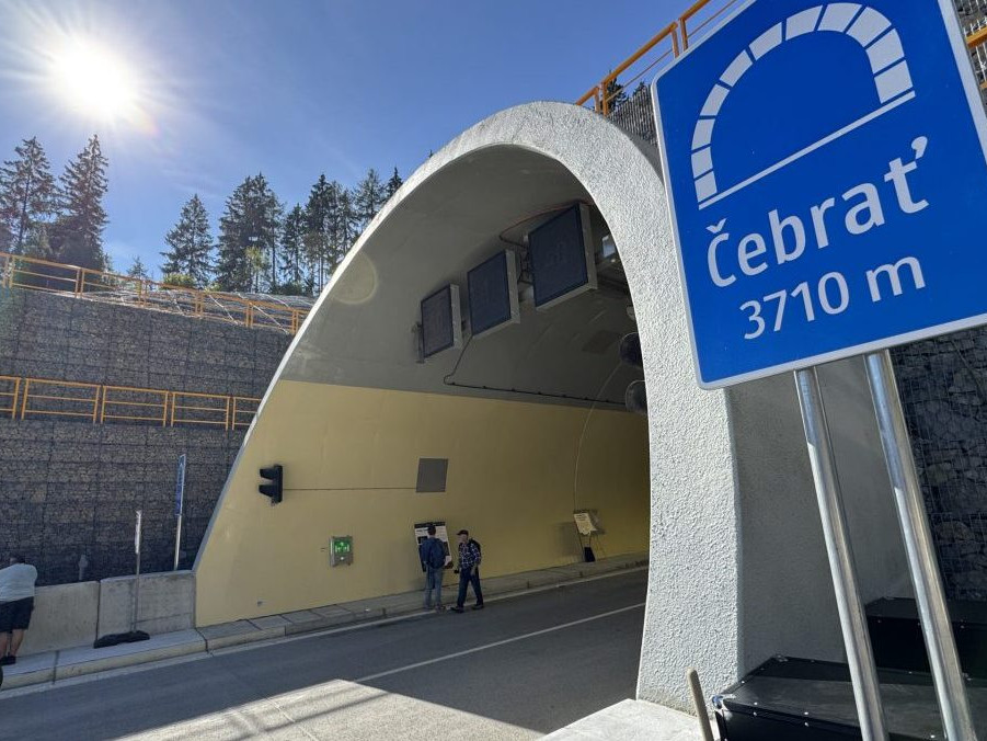 Tunel Čebrať museli predĺžiť o jeden a pol kilometra.