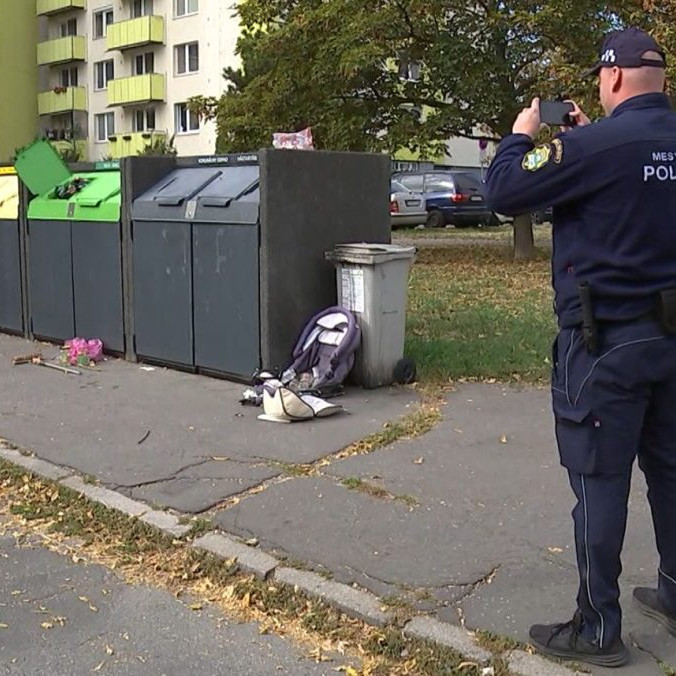 policajt pri kontajneroch