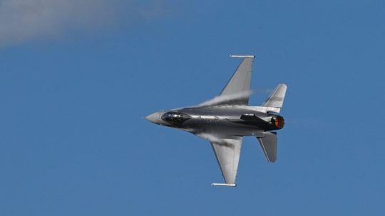 Lietadlo Ozbrojených síl SR F-16.