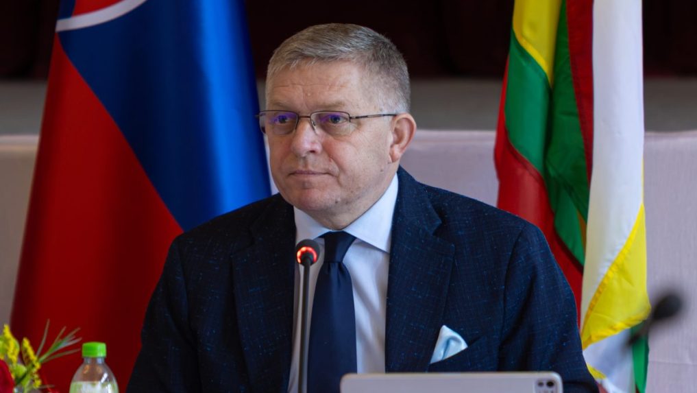 Na snímke Robert Fico.