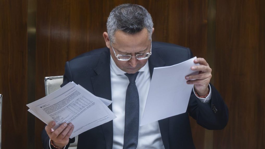 Minister financií Ladislav Kamenický (Smer-SD).