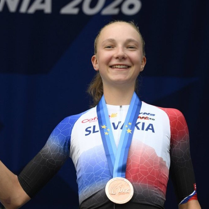 Viktória Chladoňová