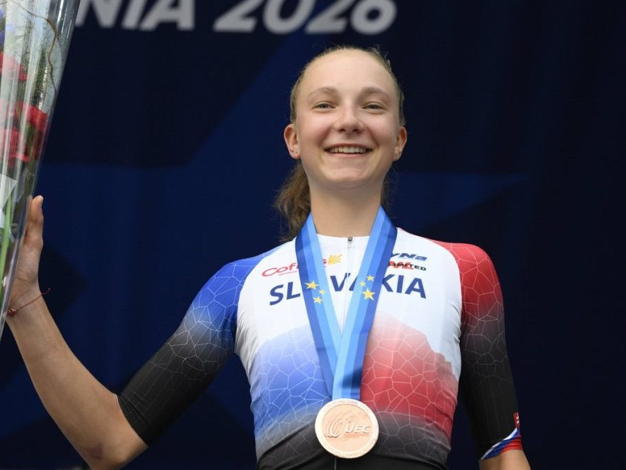 Viktória Chladoňová