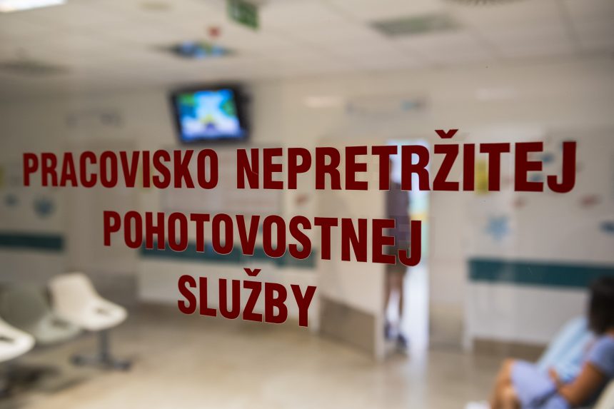 Menej námahy pre pacientov: Potvrdenie o práceneschopnosti už môžu vystaviť aj na pohotovosti